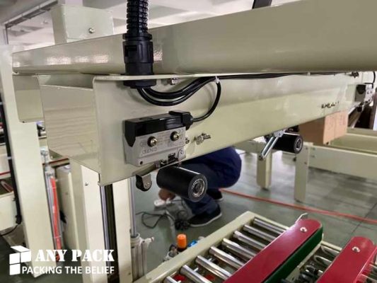 may dan thung carton tu dong AS823 Anypack