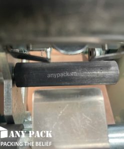 con lan nhua may dan bang keo thung